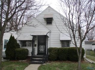 2326 Hinde Rd, Toledo, OH 43607