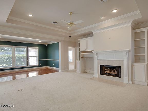 5th image of 302 Kings Cove Cir
