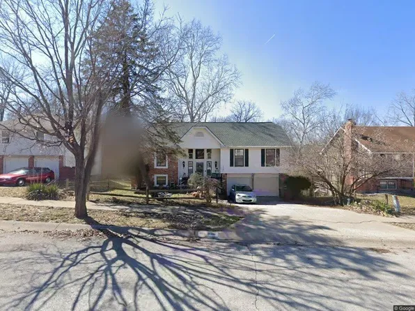 8016 N Garfield Ave, Kansas City, MO 64118