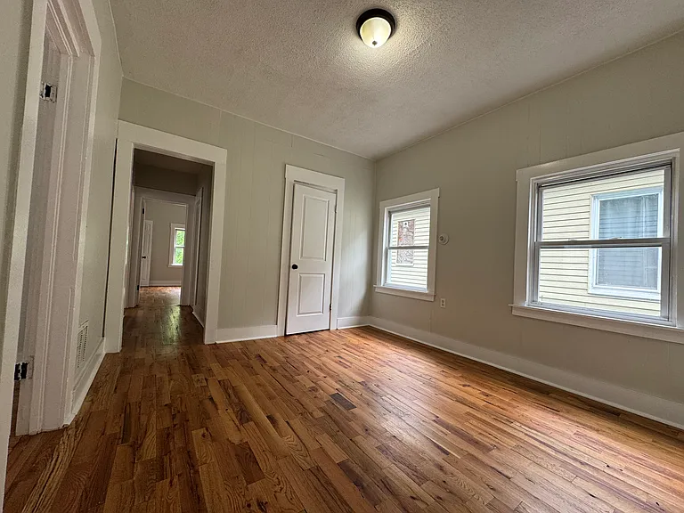 162 Sheffield Ave #B2 — Photo 10