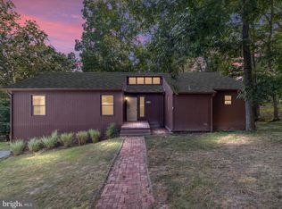 109 Greenwood Ct, Cross Junction, VA