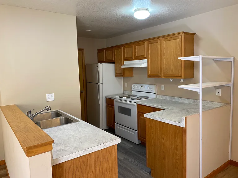 903 Jackalope Ct — Photo 3