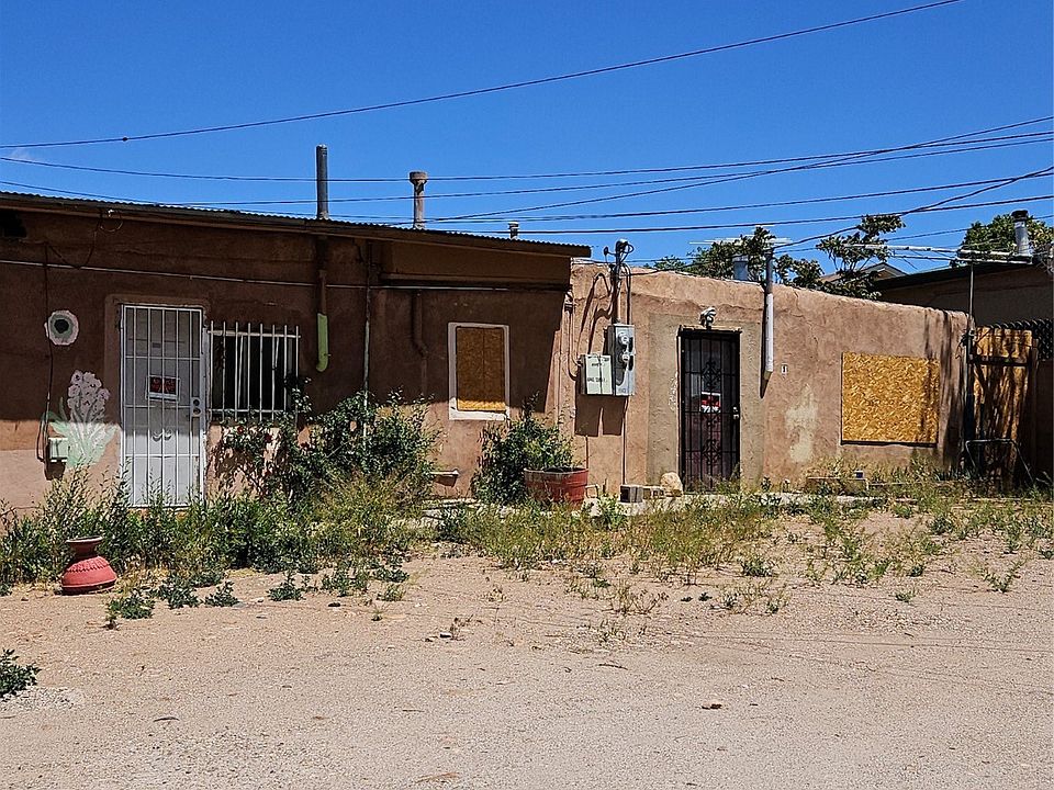 2nd image of 1139 Lopez St