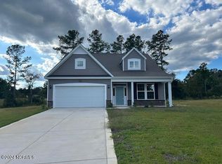 175 Pinnacle Ct, Raeford, NC 28376