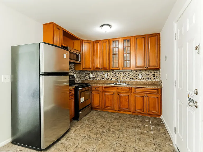 232 Glenvalley Ln NW — Photo 7