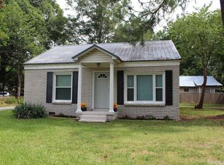 514 W Center St, Beebe, AR 72012