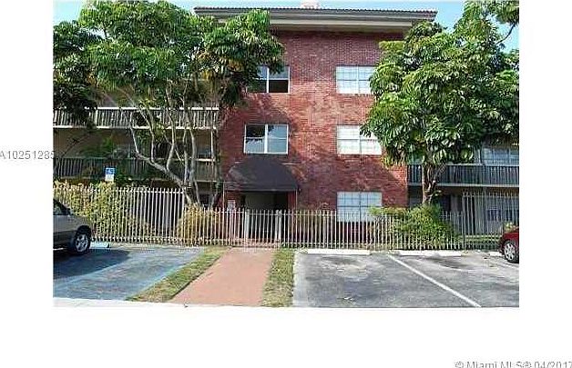 1st image of 1855 NE 121st St APT 29