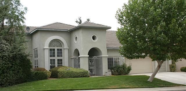 Location at end of street