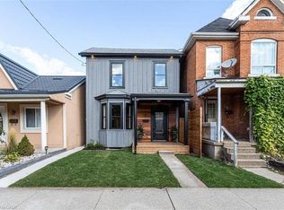 15 Century St, Hamilton, ON L8L1V7