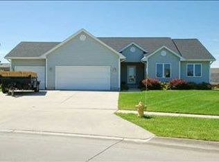 500 SE Prairie Path Ln, Waukee, IA 50263