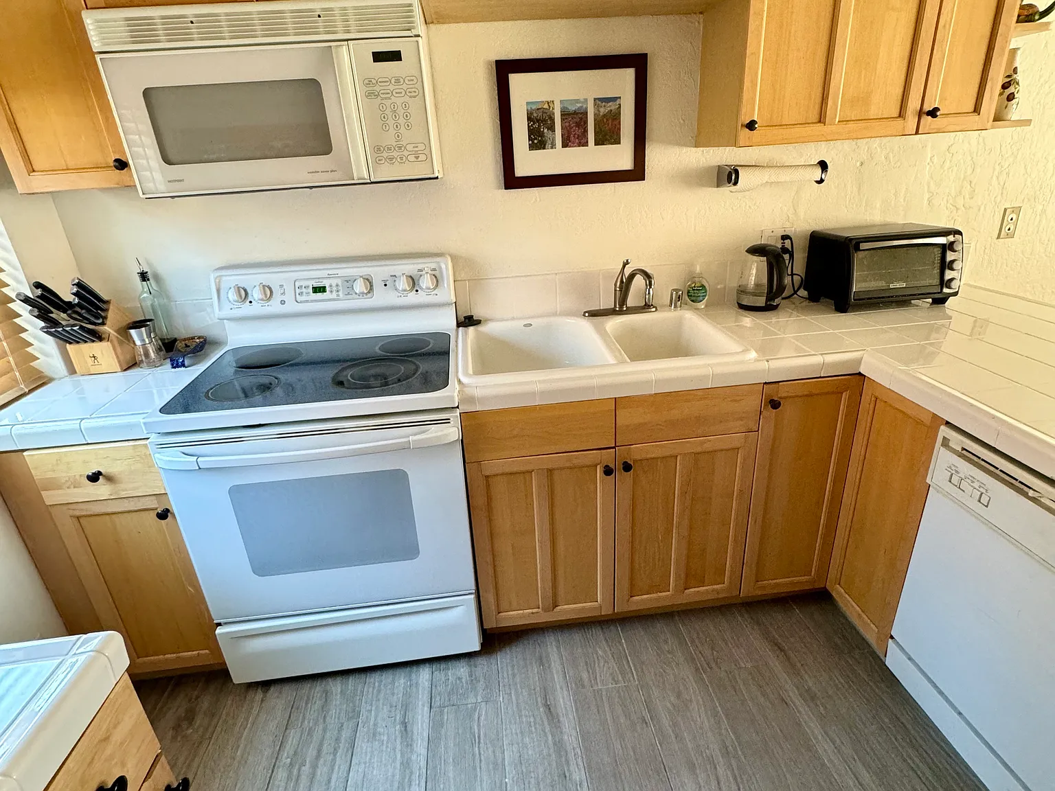 Studio, 612 sqft, $2,500 — Photo 4