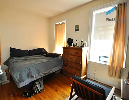 Rented by FirstService Realty (legacy) | media 72