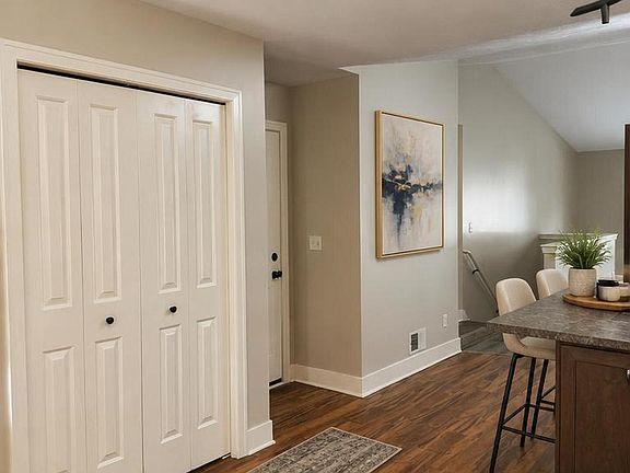 5th image of 652 Oriole Ct #10