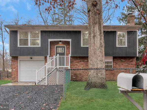 14 Pear Ave, Browns Mills, NJ 08015
