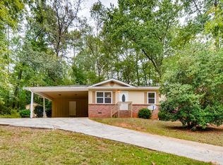 490 Valley Creek Rd SW, Mableton, GA 30126