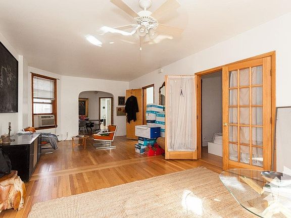4th image of 2438 W Chicago Avenue # Fl 2nd