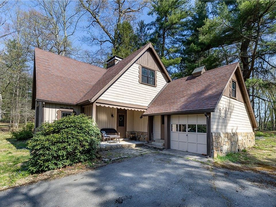 52 Lafayette Trl, Chalk Hill, PA 15421 Zillow