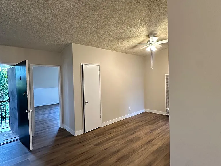 3719 Artesia Blvd #5 — Photo 9