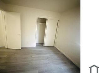 3386 W Shields Ave APT 102, Fresno, CA 93722