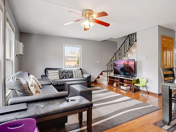 3rd image of 2120 14th St NW APT 6