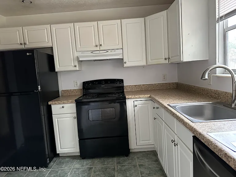 4253 Huntington Forest Blvd — Photo 5