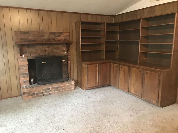 3rd image of 2115 Munos Ln