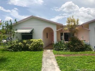 9420 NW 24th Pl, Pembroke Pines, FL 33024