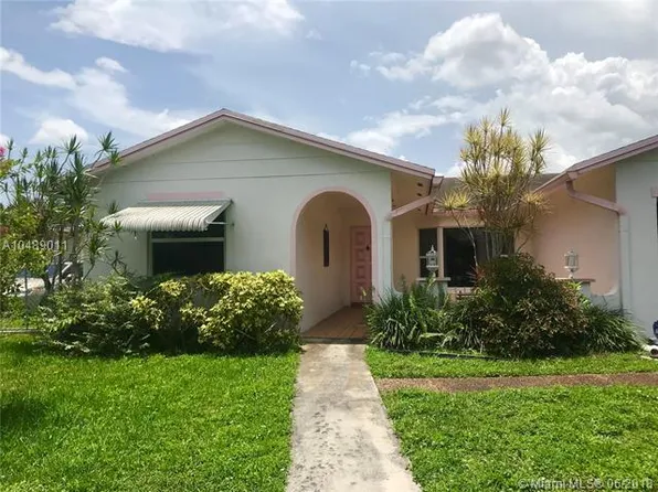 9420 NW 24th Pl, Pembroke Pines, FL 33024