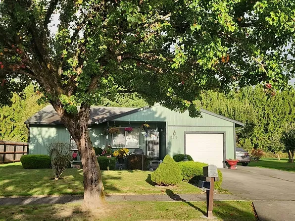 2219 Robbins St, Longview, WA 98632