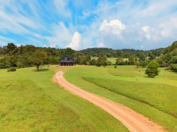 1755 Sunnydale Rd, Greeneville, TN 37743