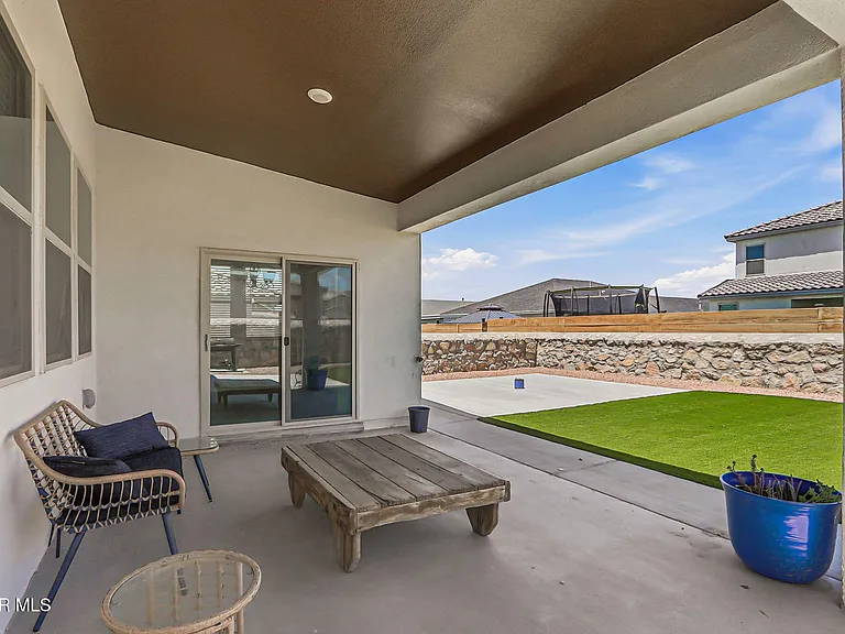 7509 Enchanted Park Dr — Photo 17