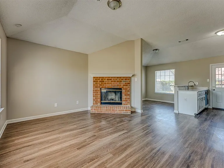 5540 Angelace Dr S — Photo 3