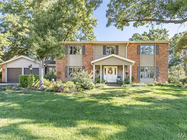 1620 Chalmers Dr, Chesterfield, MO 63017