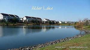 Walk To Lakes!