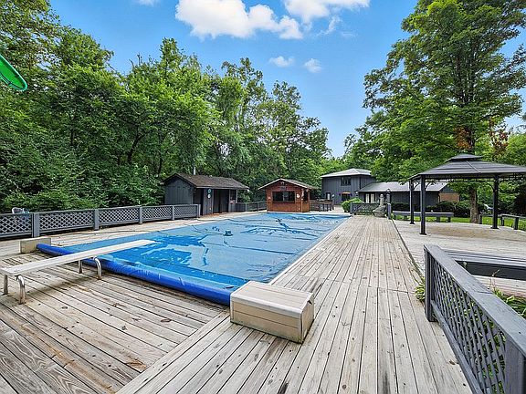 20 x 40 (10 deep 4 shallow)