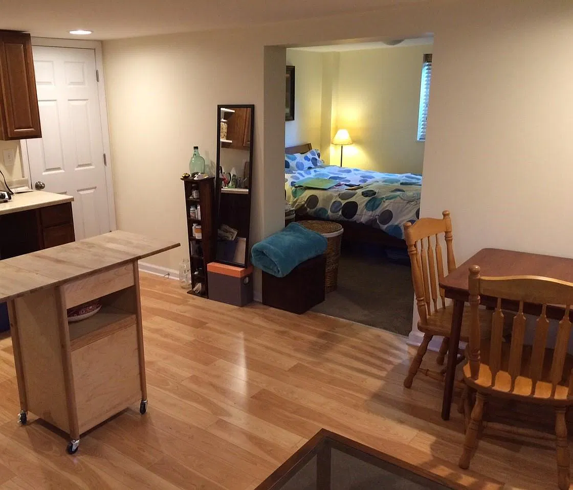 300 Lexington Dr — Photo 4