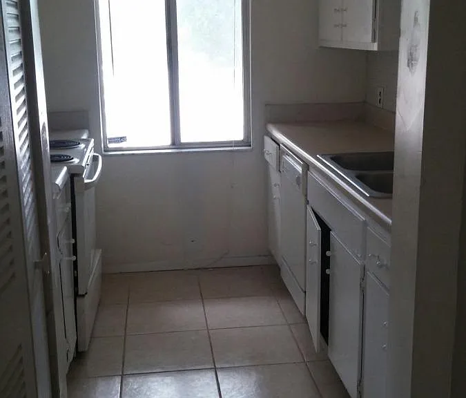 7511 Presley Pl #D — Photo 3