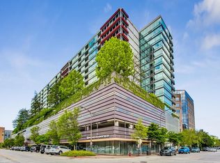 800 Elgin Rd APT 719, Evanston, IL 60201