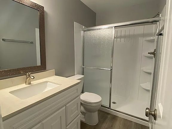 Bathroom downstairs
