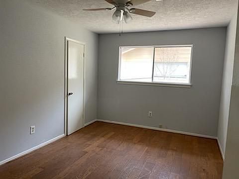 5th image of 1326 Barrowgate Dr