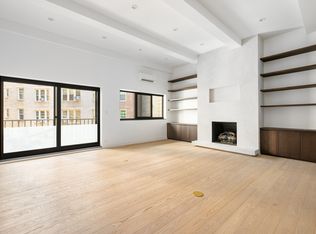 69 Bank St APT 203, New York, NY 10014