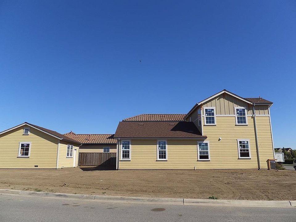 2nd image of 647 Spreckels Rd