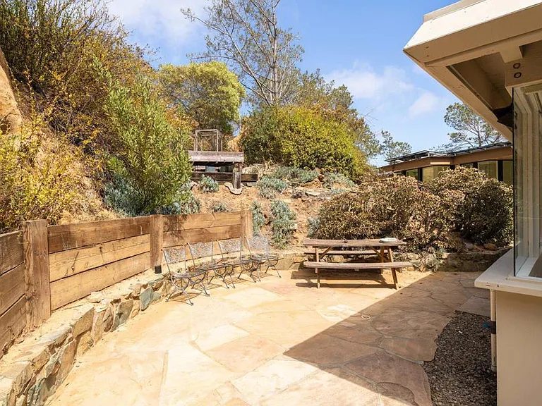 461 Hidden Pines Ln — Photo 36