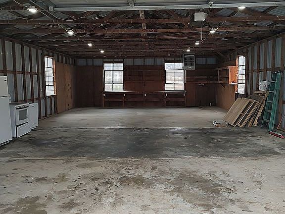 4th image of 291 Rock Haven Rd