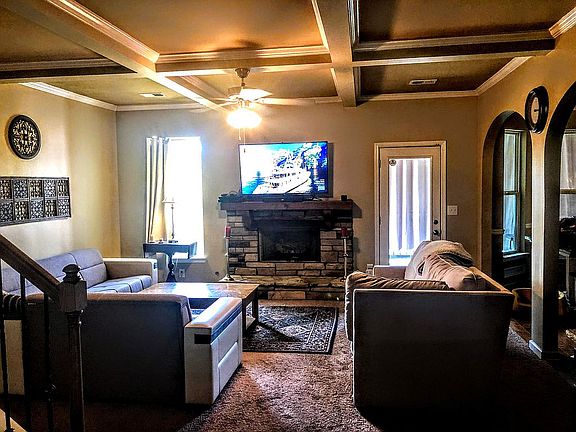 5th image of 3663 Dwyer Ln