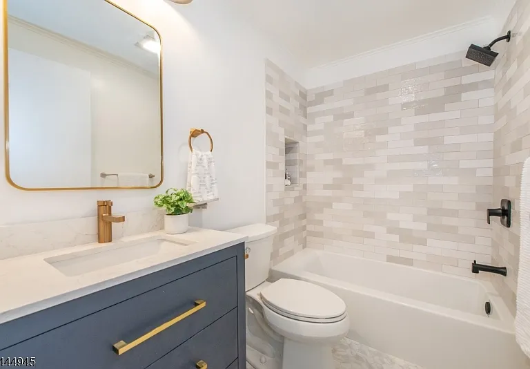 11 William St #B — Photo 15