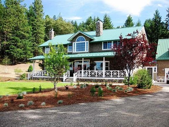 Front of house & landscape