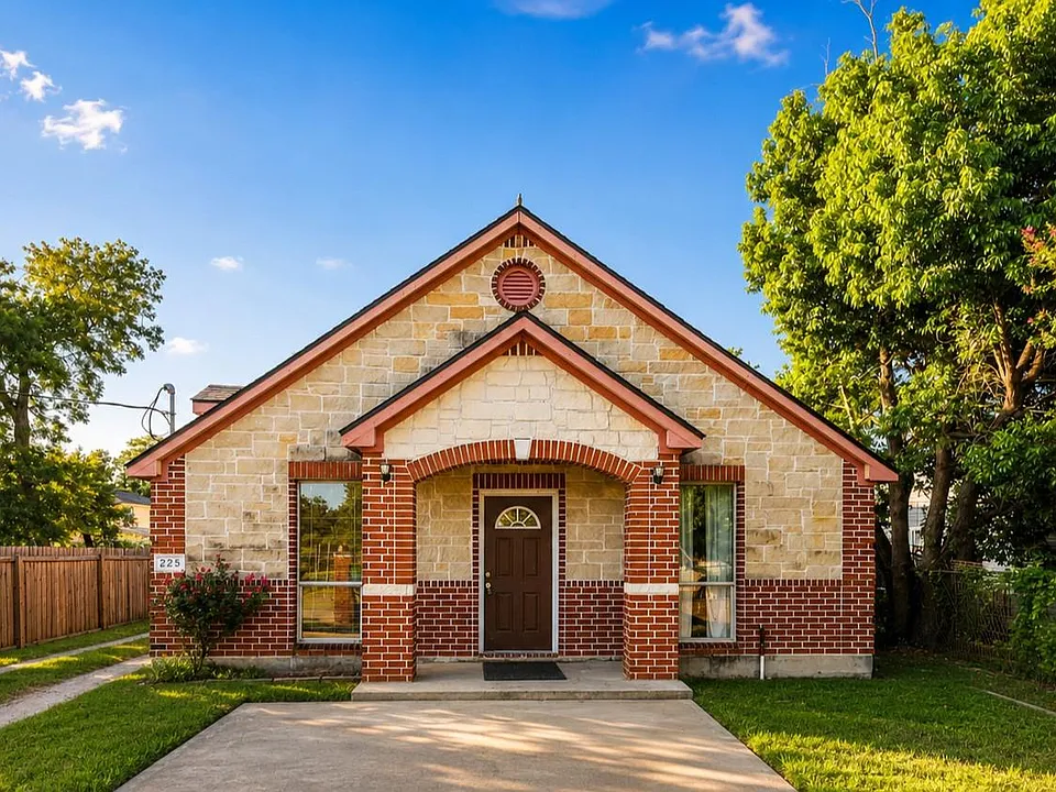 225 Palmyra St