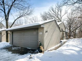 4451 Arden View Ct, Arden Hills, MN 55112