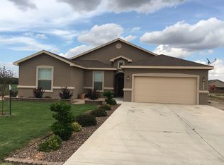 3900 Pat Garrett Ct N, Carlsbad, NM 88220